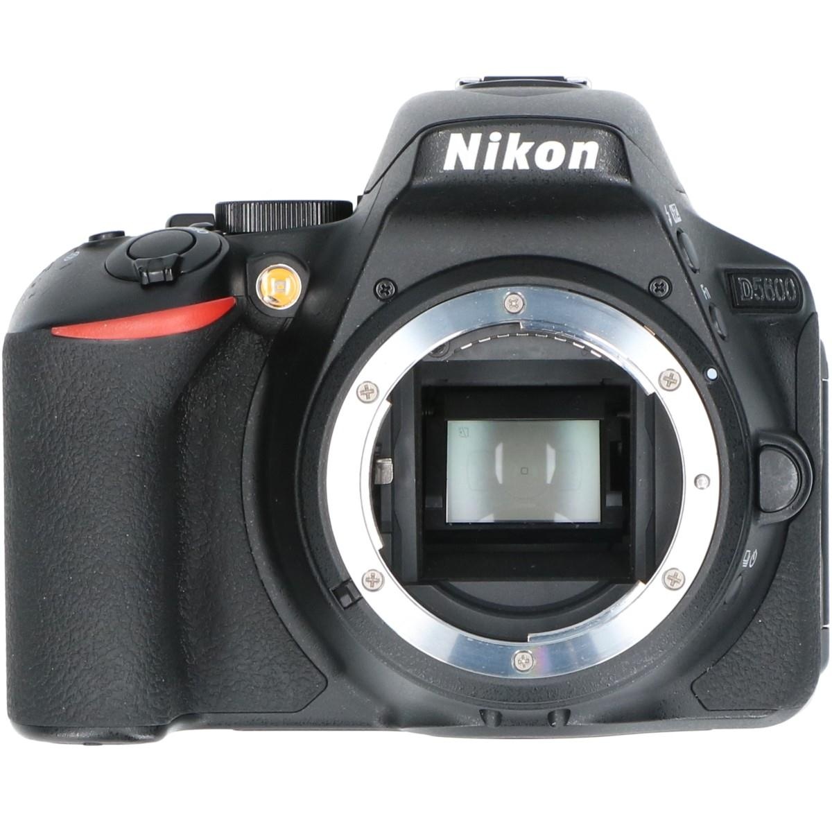 D5600