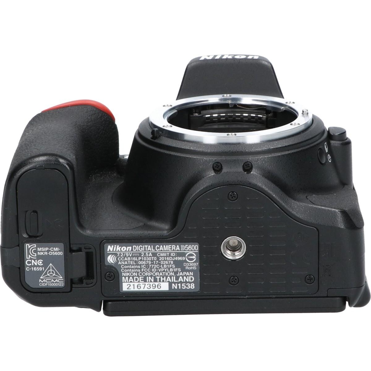 D5600