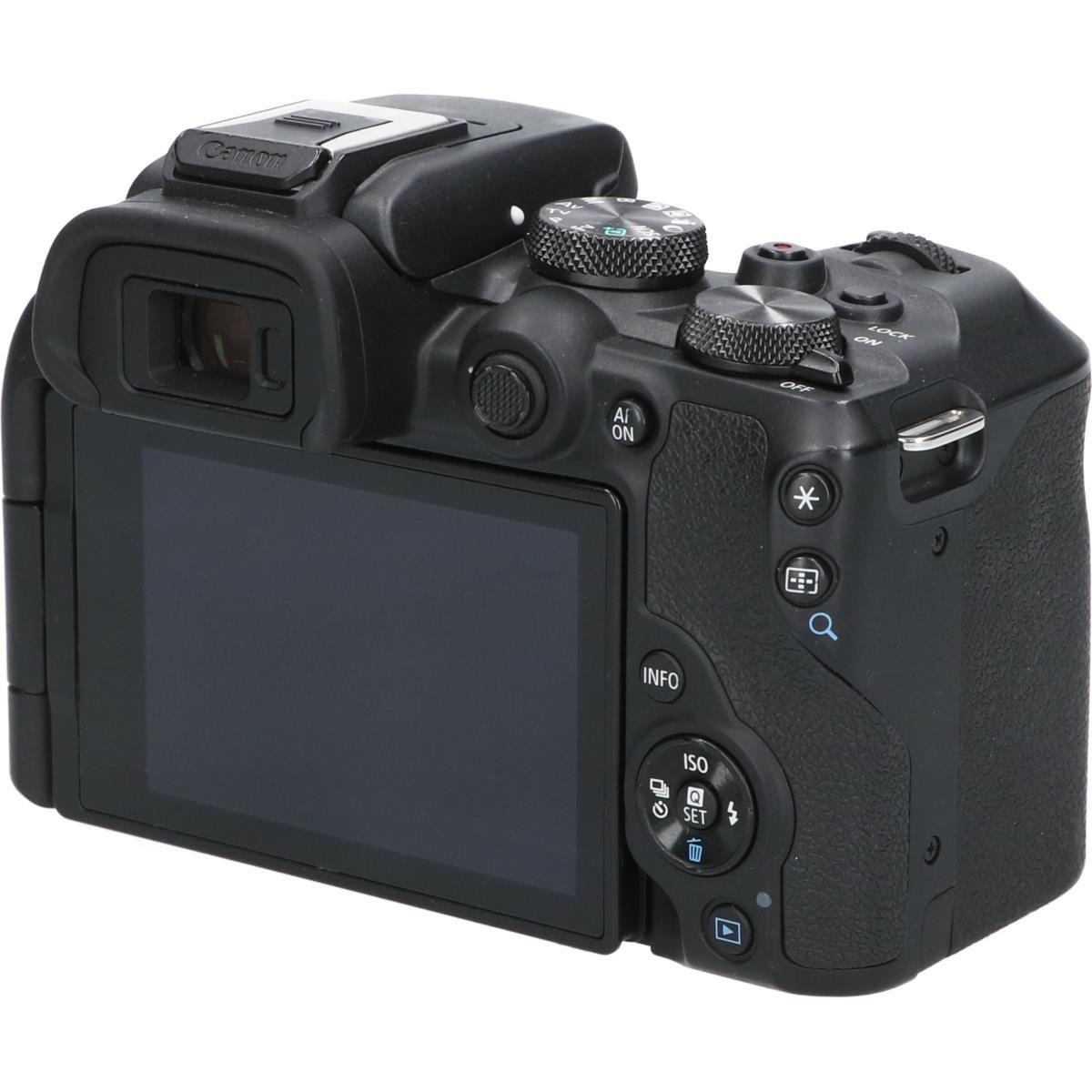EOS R10
