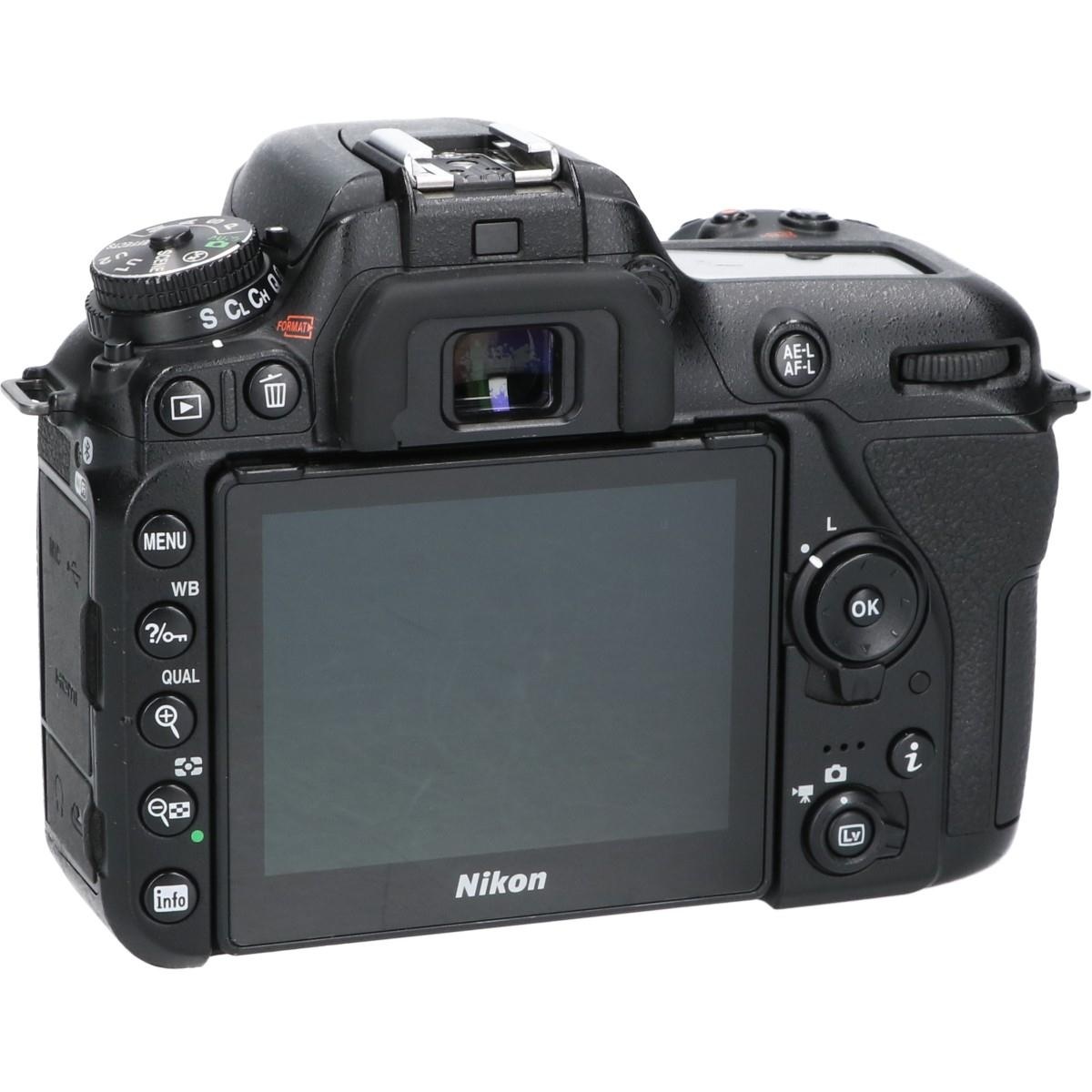 D7500