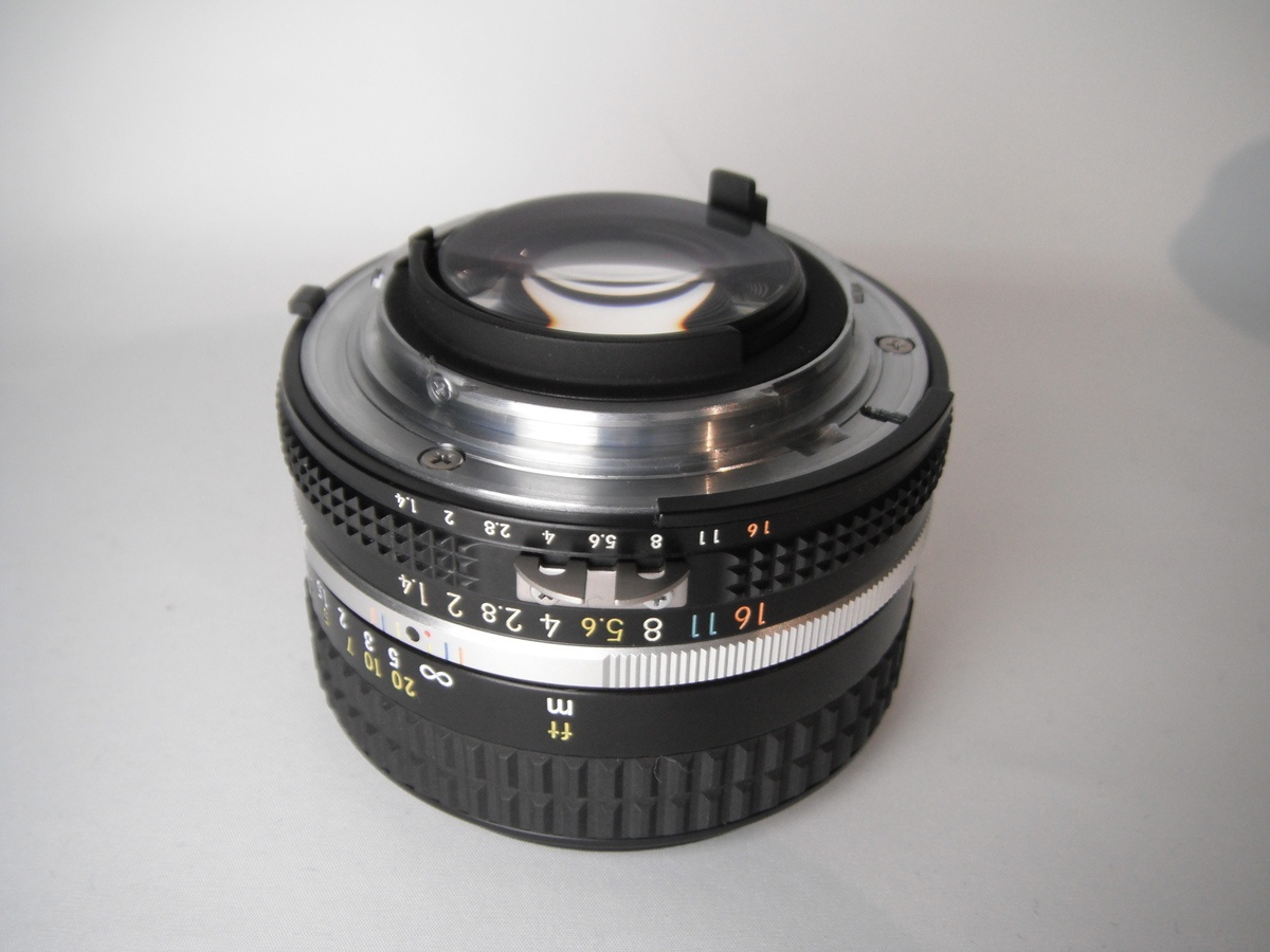 ニコン Ai Nikkor 50mm F1.4S