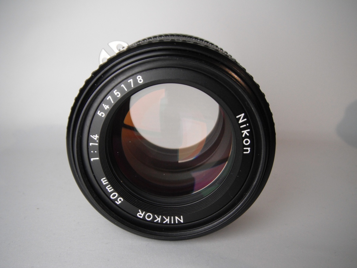 ニコン Ai Nikkor 50mm F1.4S