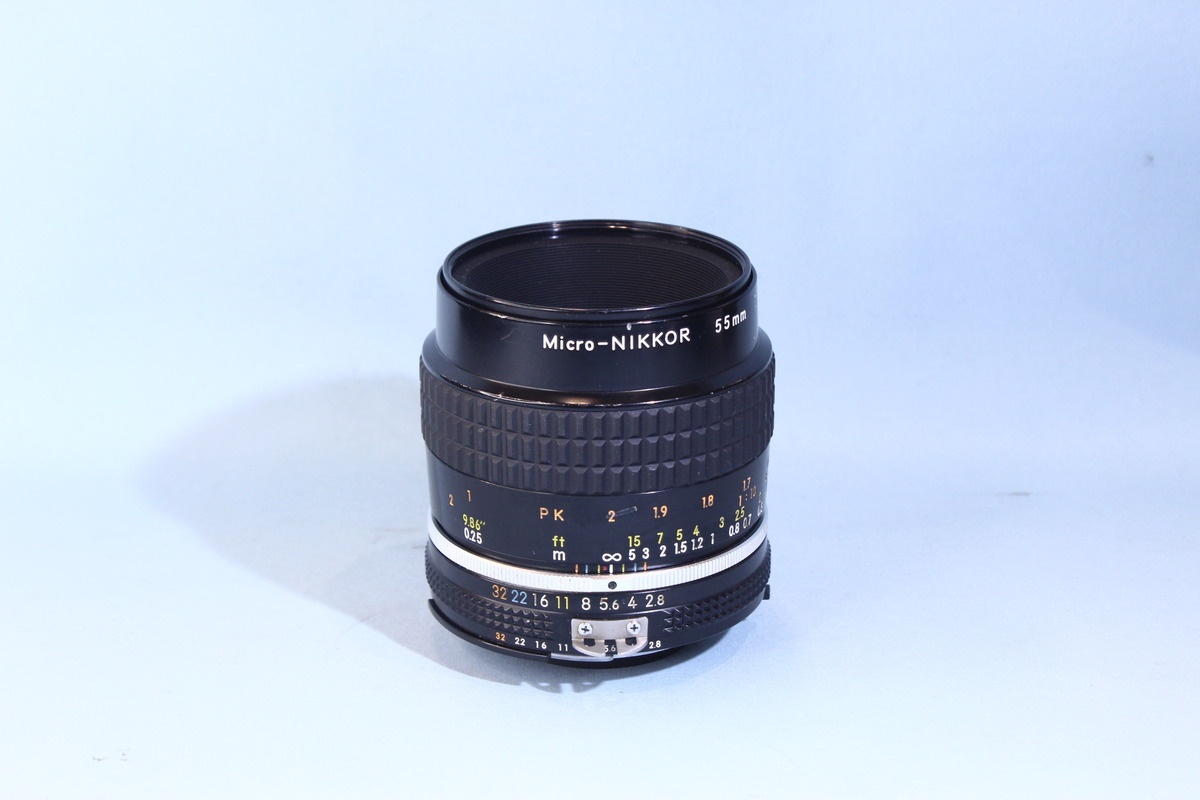 ニコン Ai Micro-Nikkor 55mm F2.8S