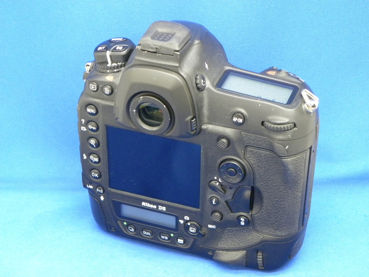 ニコン D6 ボディ