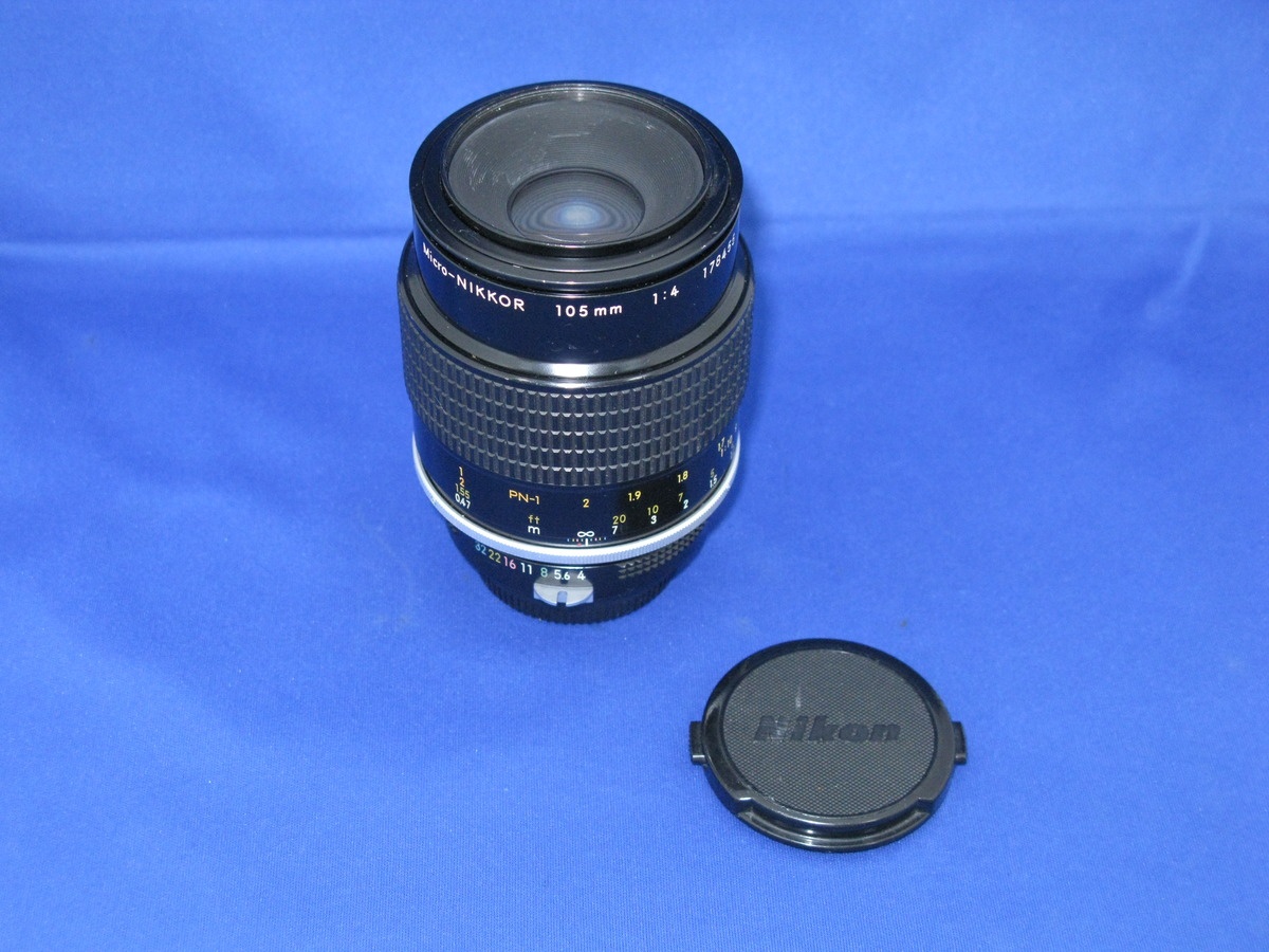 ニコン New Nikkor 105mm F4 マイクロ
