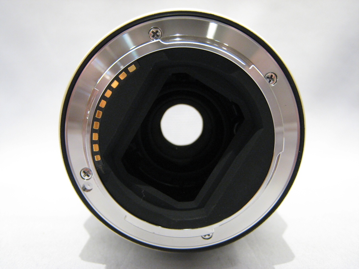 タムロン 17-28mm F2.8Di III RXD ソニーEマウント用(Model A046)