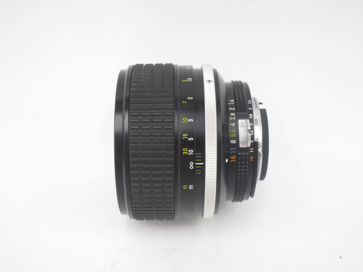 ニコン Ai-S 85/1.4