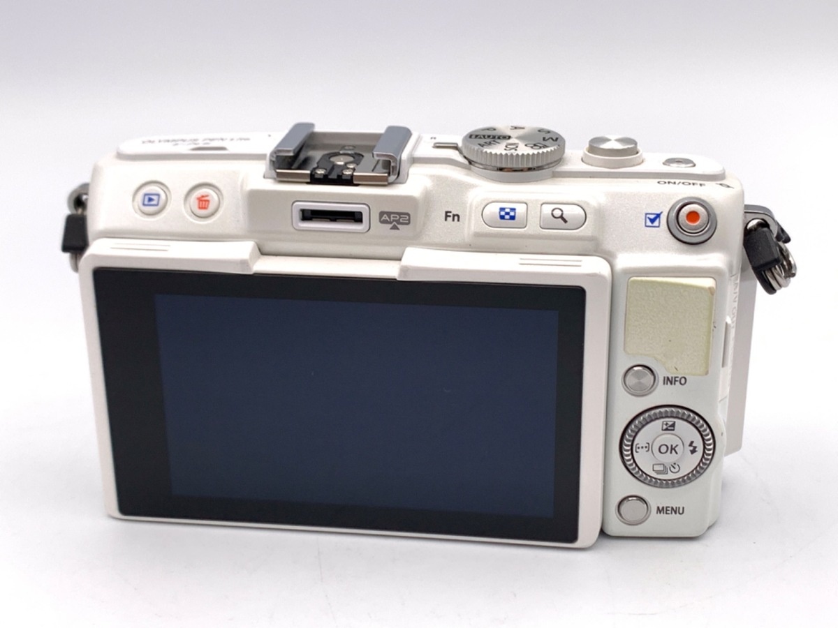 オリンパス PEN Lite E-PL6 ボディ ホワイト