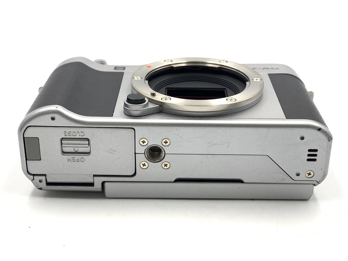 フジフイルム X-A5 ボディ シルバー