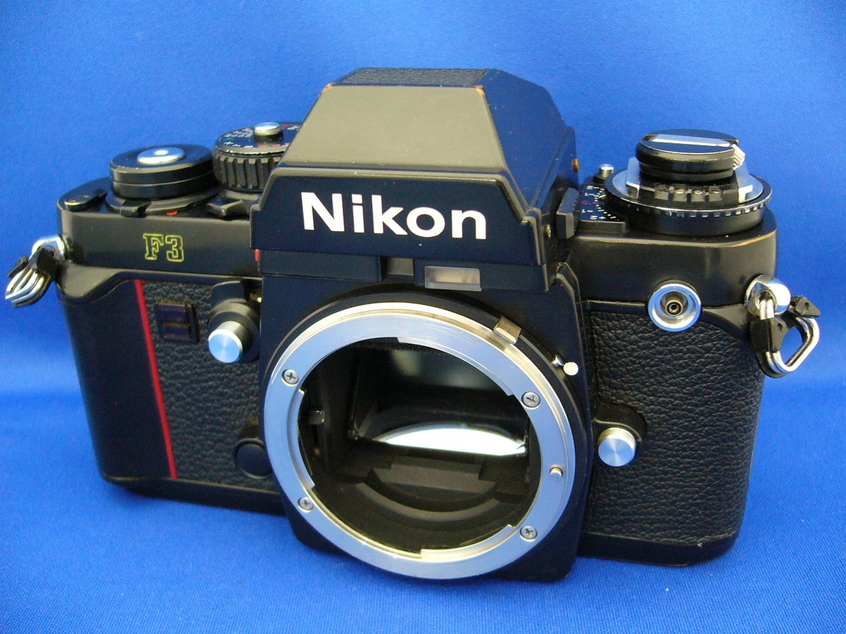ニコン F3