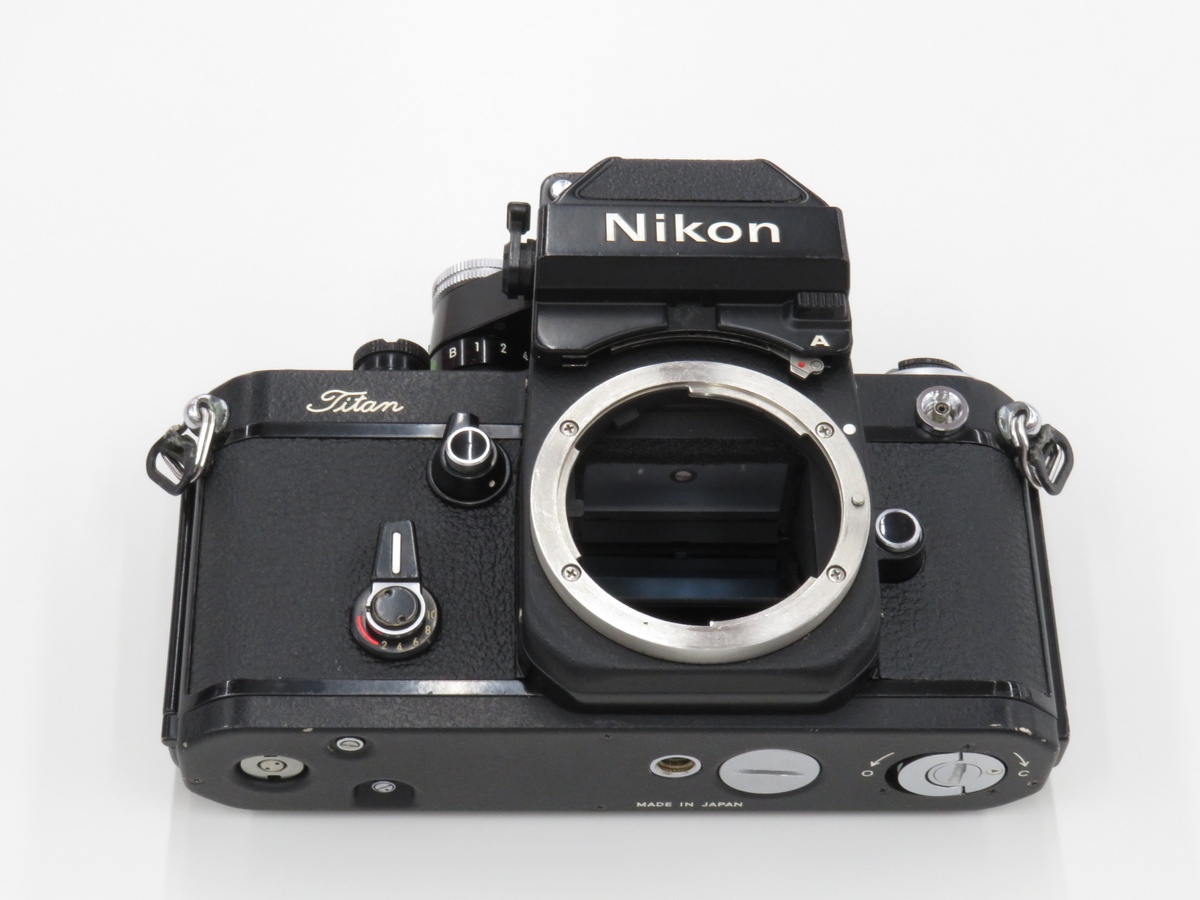 ニコン F2チタン ボディ (Titan ネーム入り)
