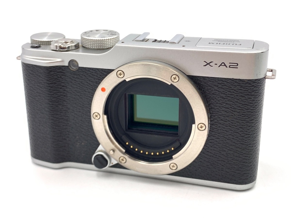 フジフイルム X-A2 ボディ シルバー