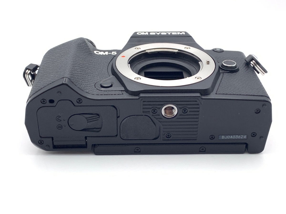 OM SYSTEM OM-5 ボディ ブラック