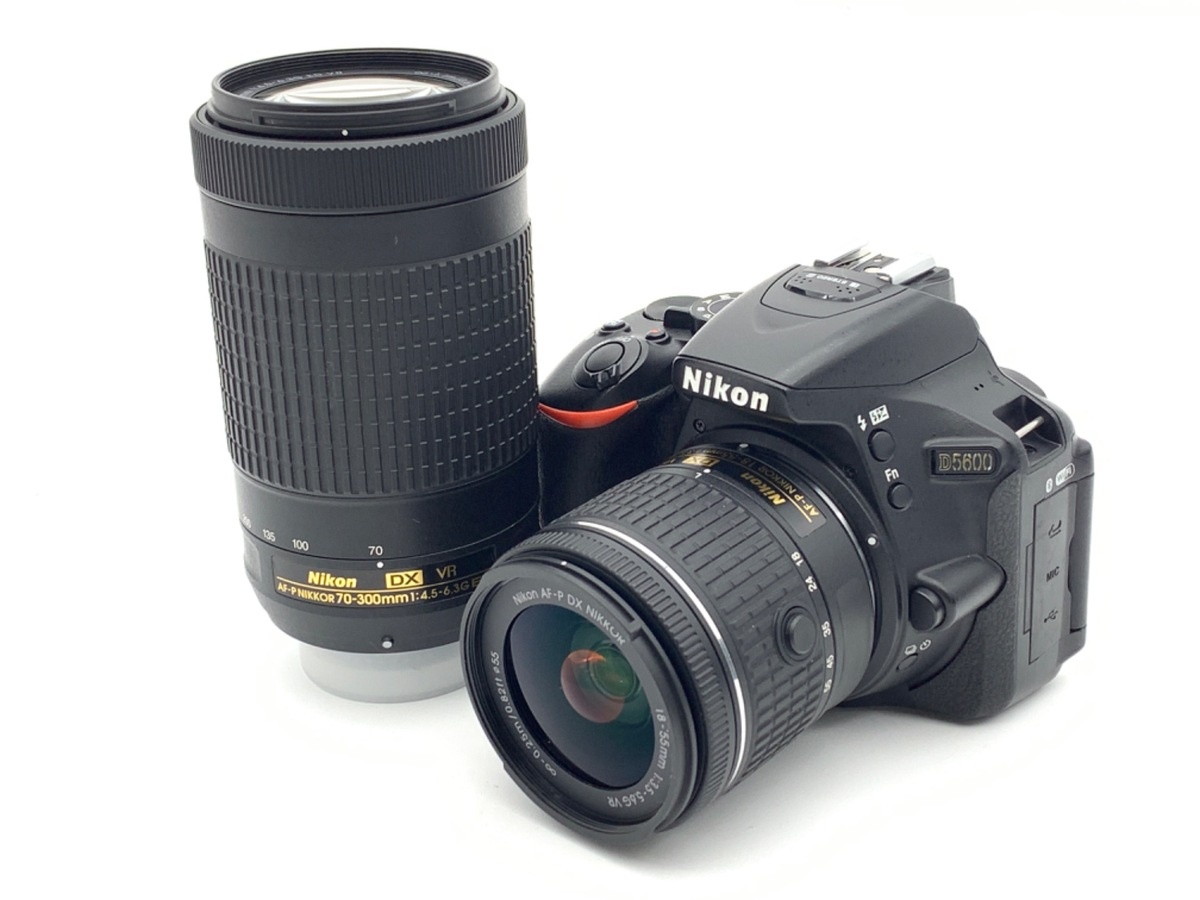 ニコン D5600 ダブルズームキット