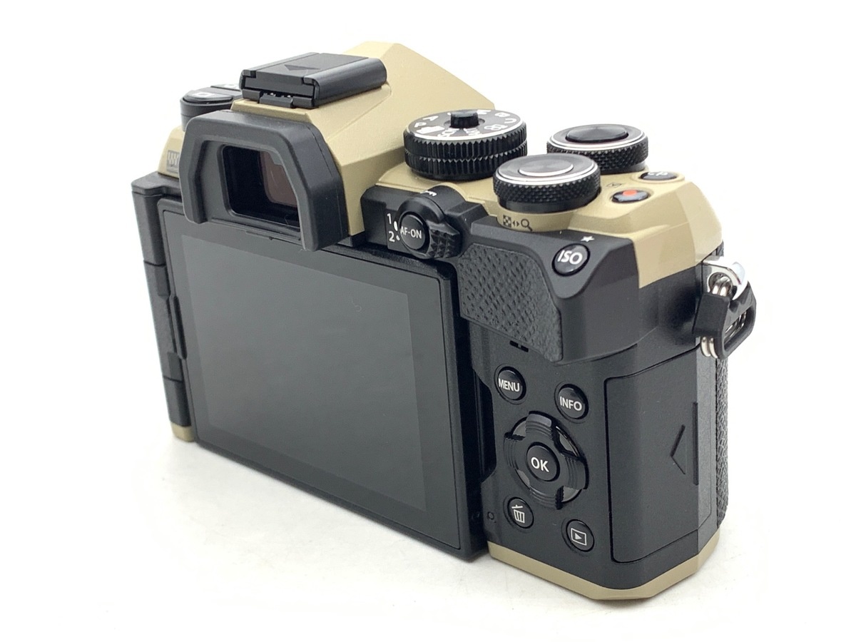 OM SYSTEM OM-5 Mark II ボディ サンドベージュ