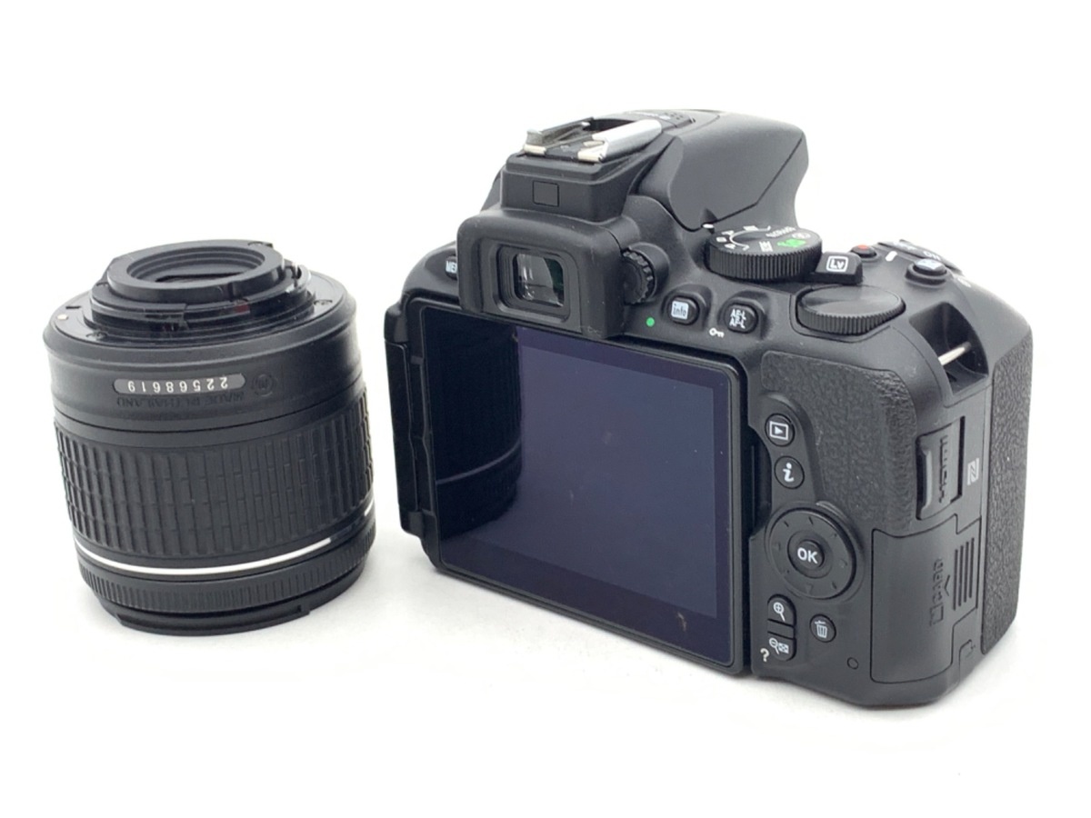 ニコン D5600 18-55 VR レンズキット