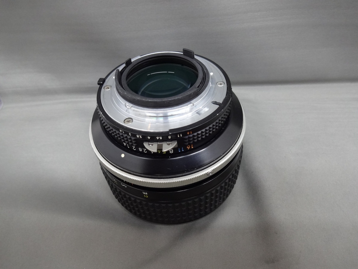 ニコン Ai-S 85/1.4