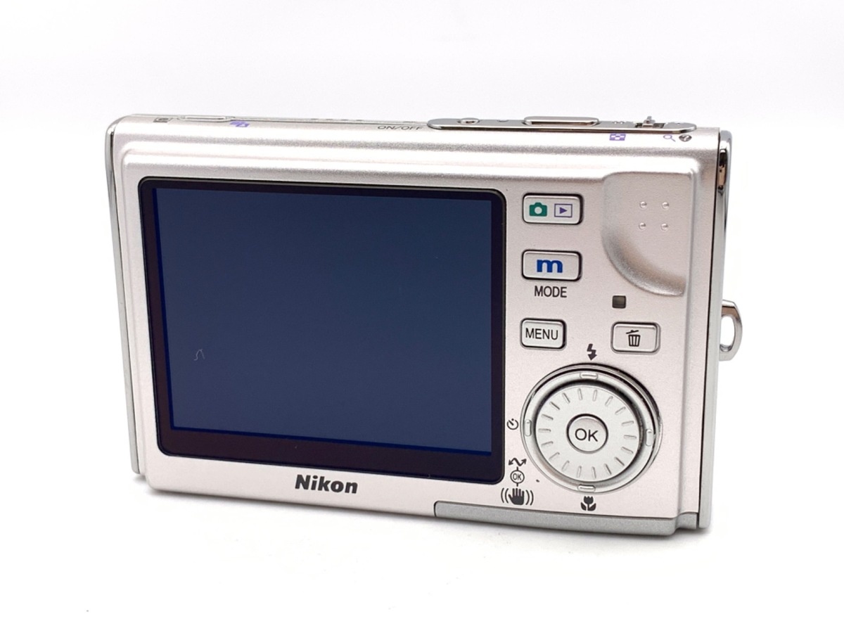 ニコン（Nikon）COOLPIX S8 グロスシルバー【710万画素】
