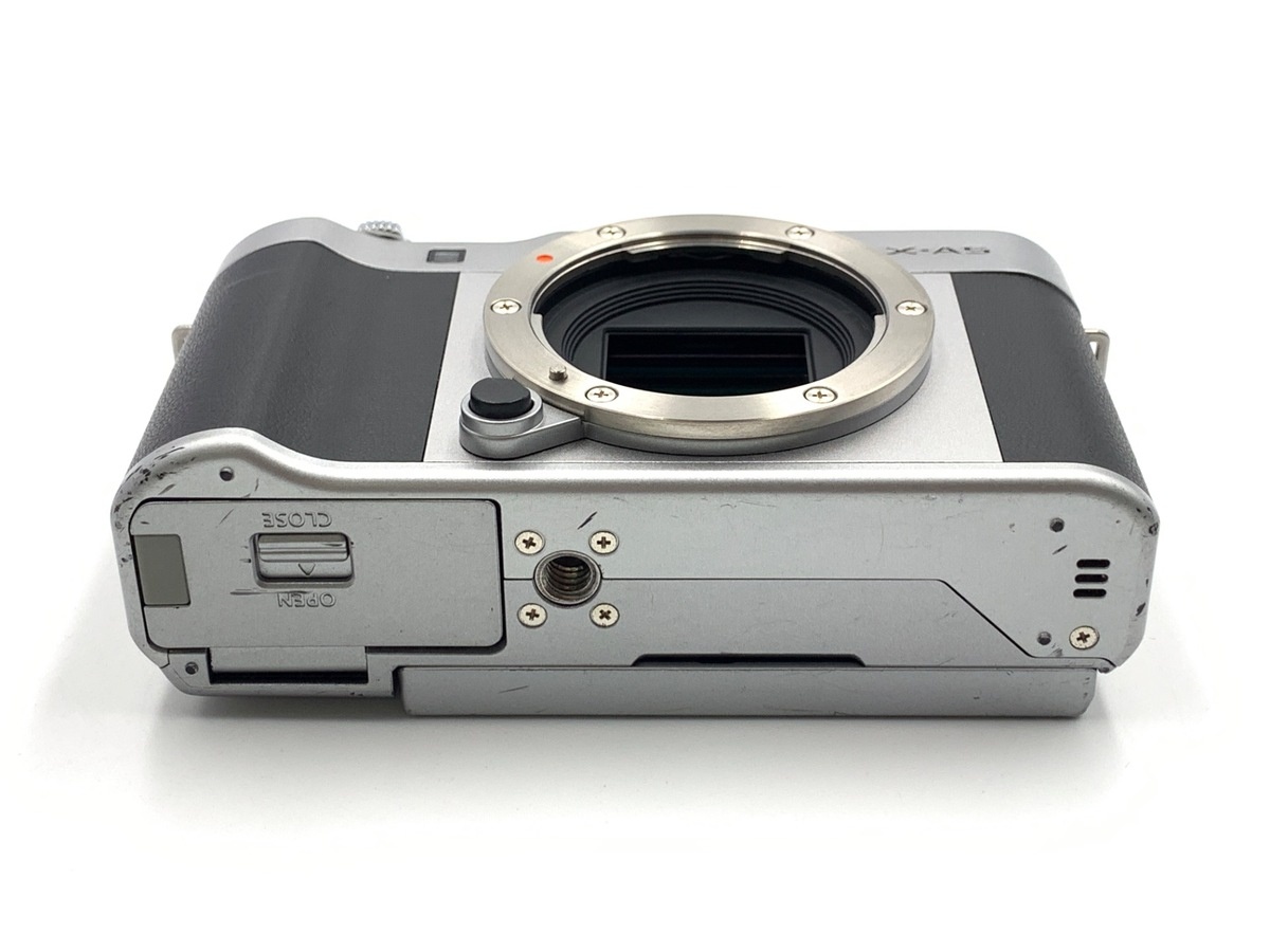 フジフイルム X-A5 ボディ シルバー