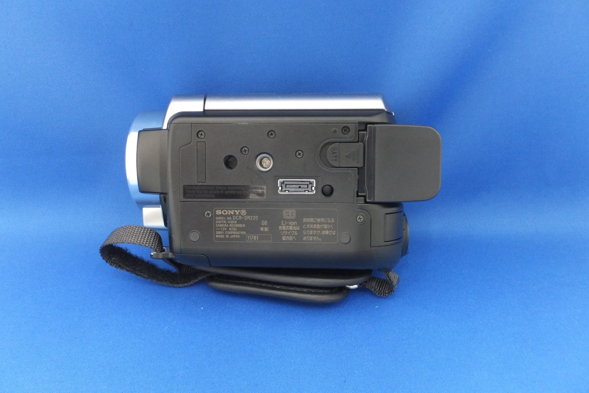 ソニー DCR-SR220 HDDハンディカム