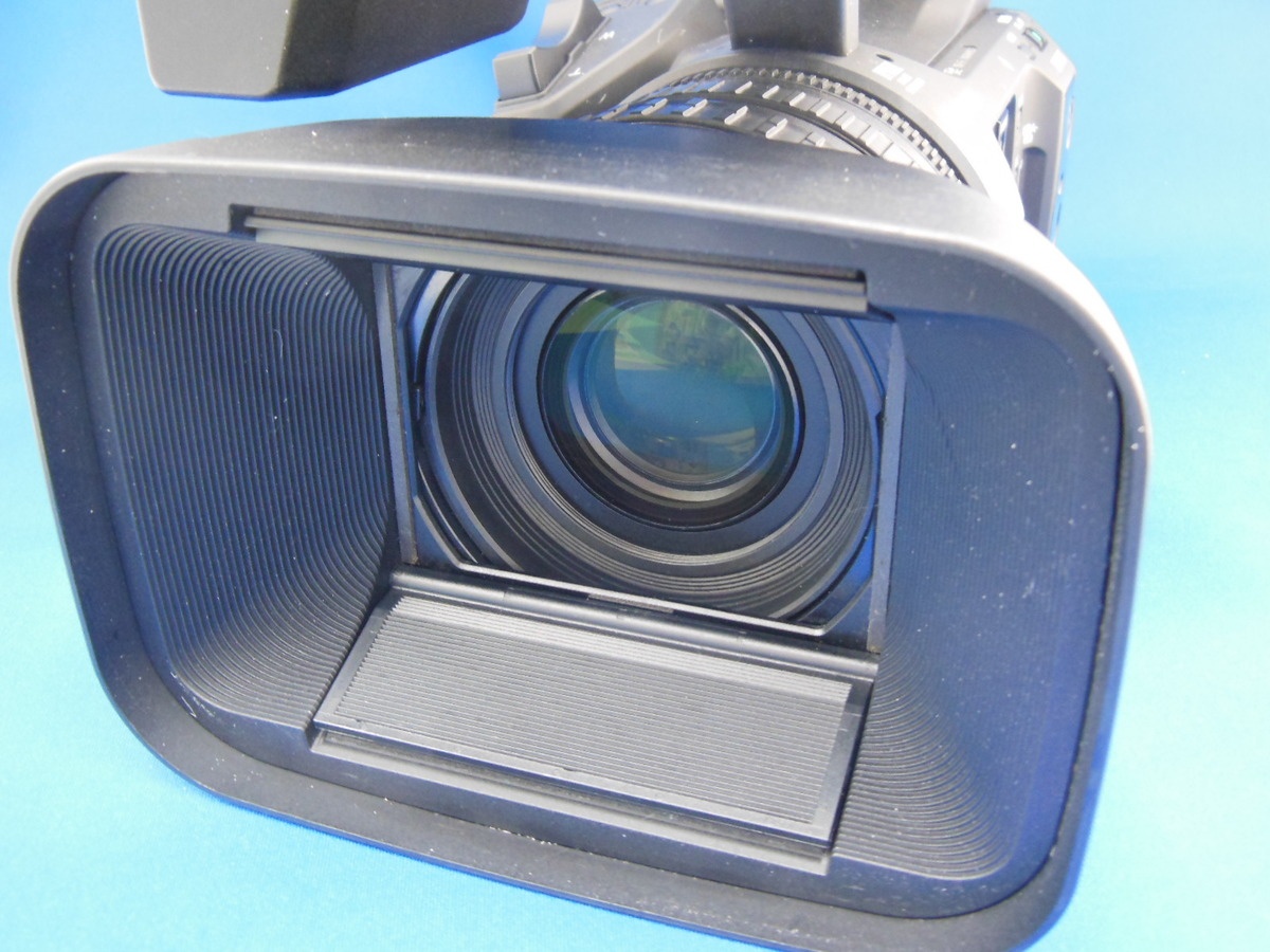 キヤノン 業務用4Kビデオカメラ XF605