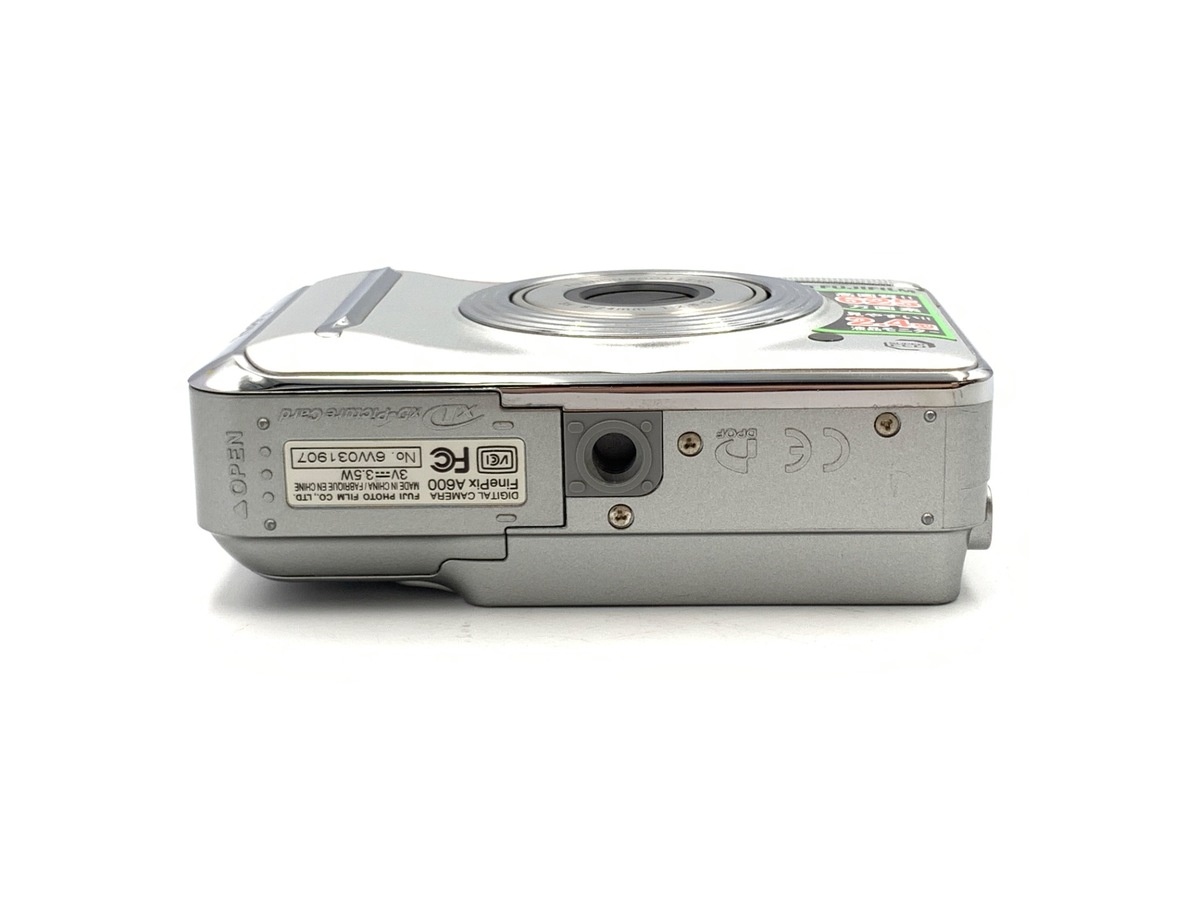 フジフイルム（FUJIFILM）Finepix A600【625万画素】