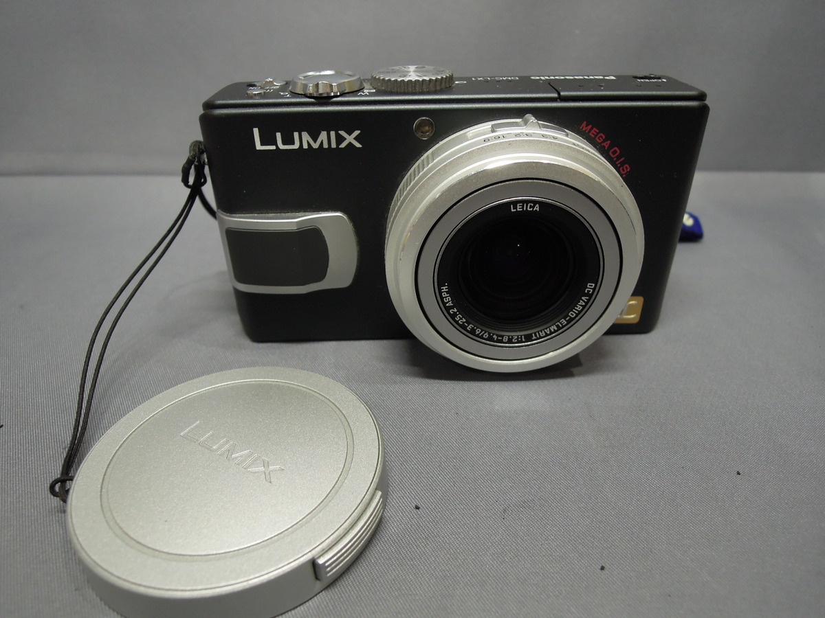 パナソニック（Panasonic）DMC-LX1 ブラック【840万画素】