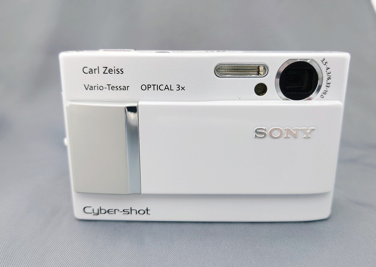 ソニー（SONY）DSC-T10 ホワイト【720万画素】