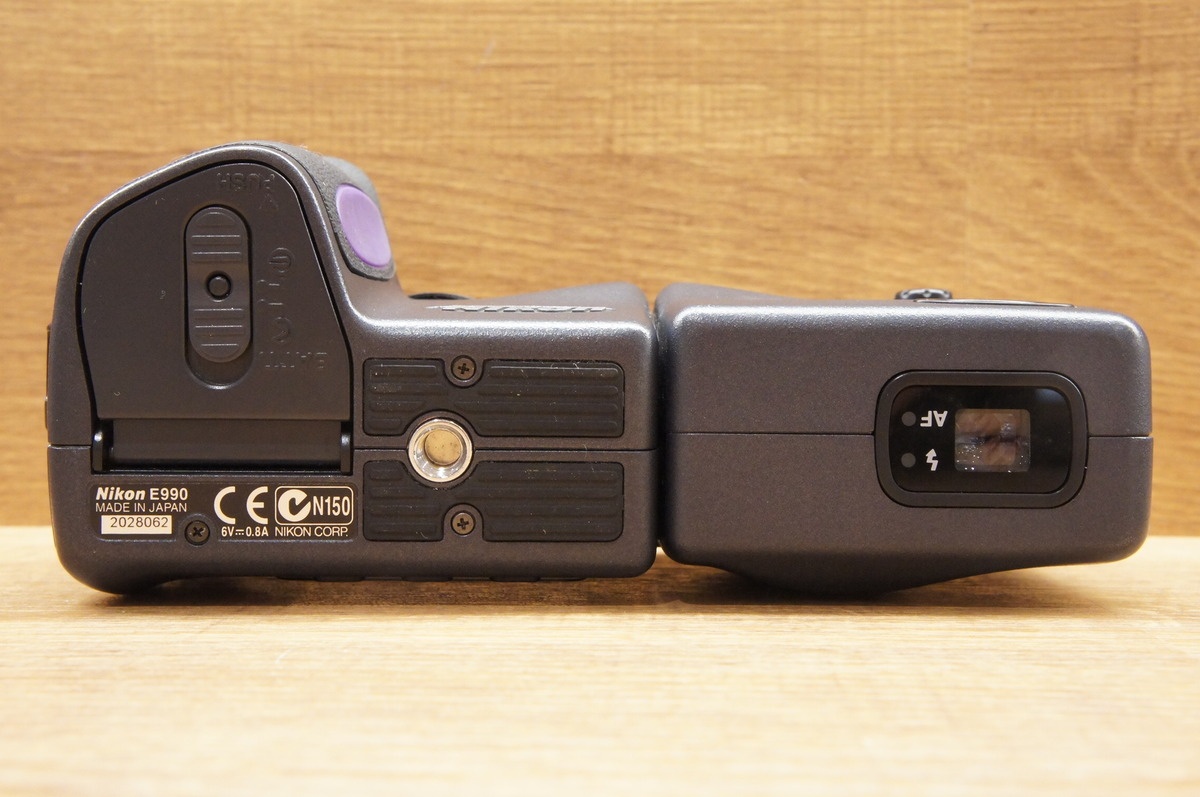 ニコン COOLPIX990 (クールピクス990)