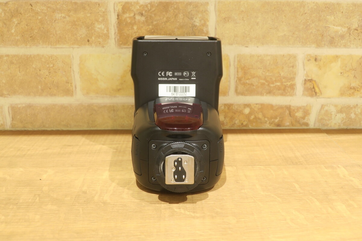 Nissin Di700A