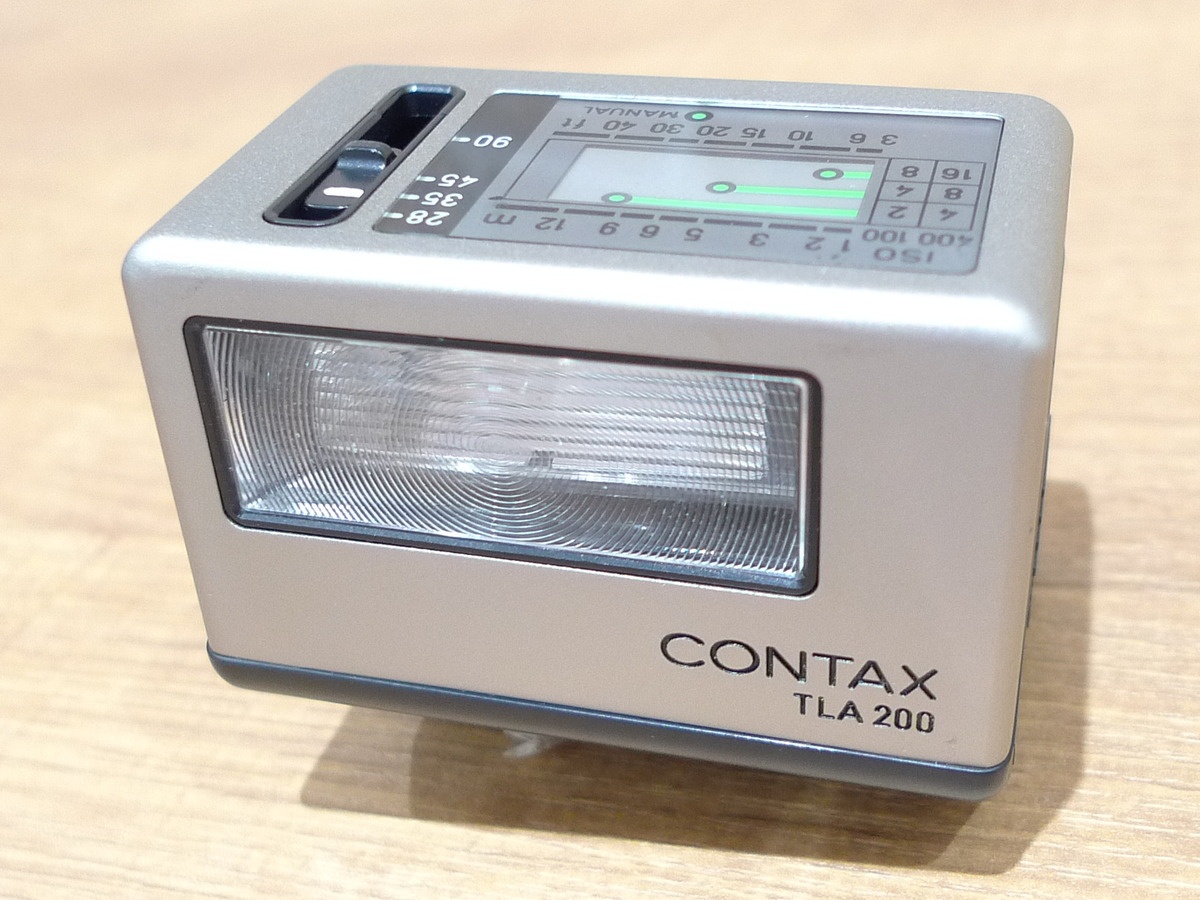 コンタックス（CONTAX） TLA200(コンタックス ストロボ)クローム