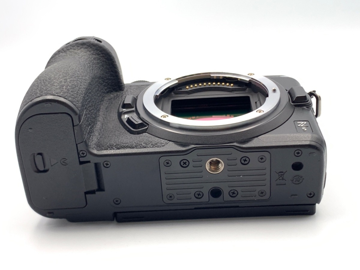 ニコン Z5 ボディ