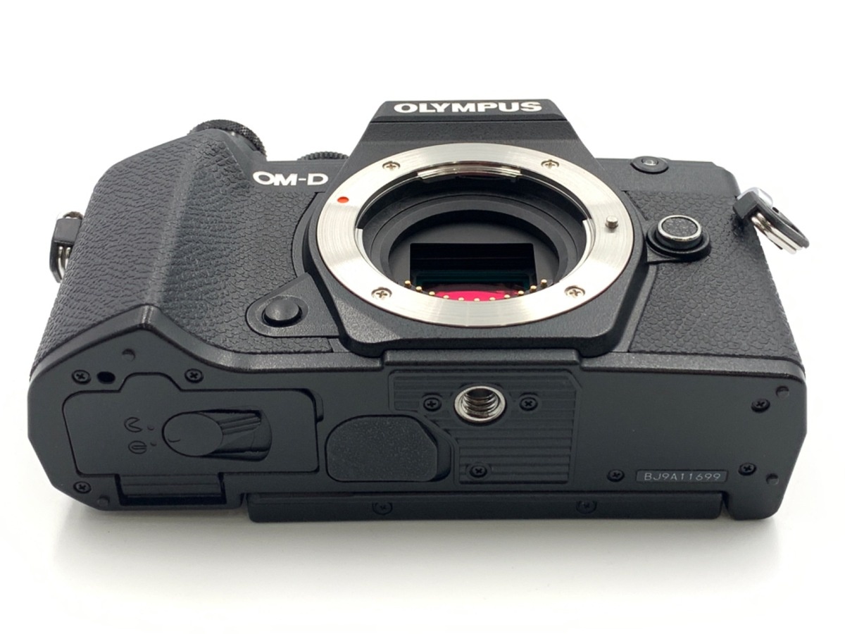 オリンパス OM-D E-M5 MarkIII ボディ ブラック