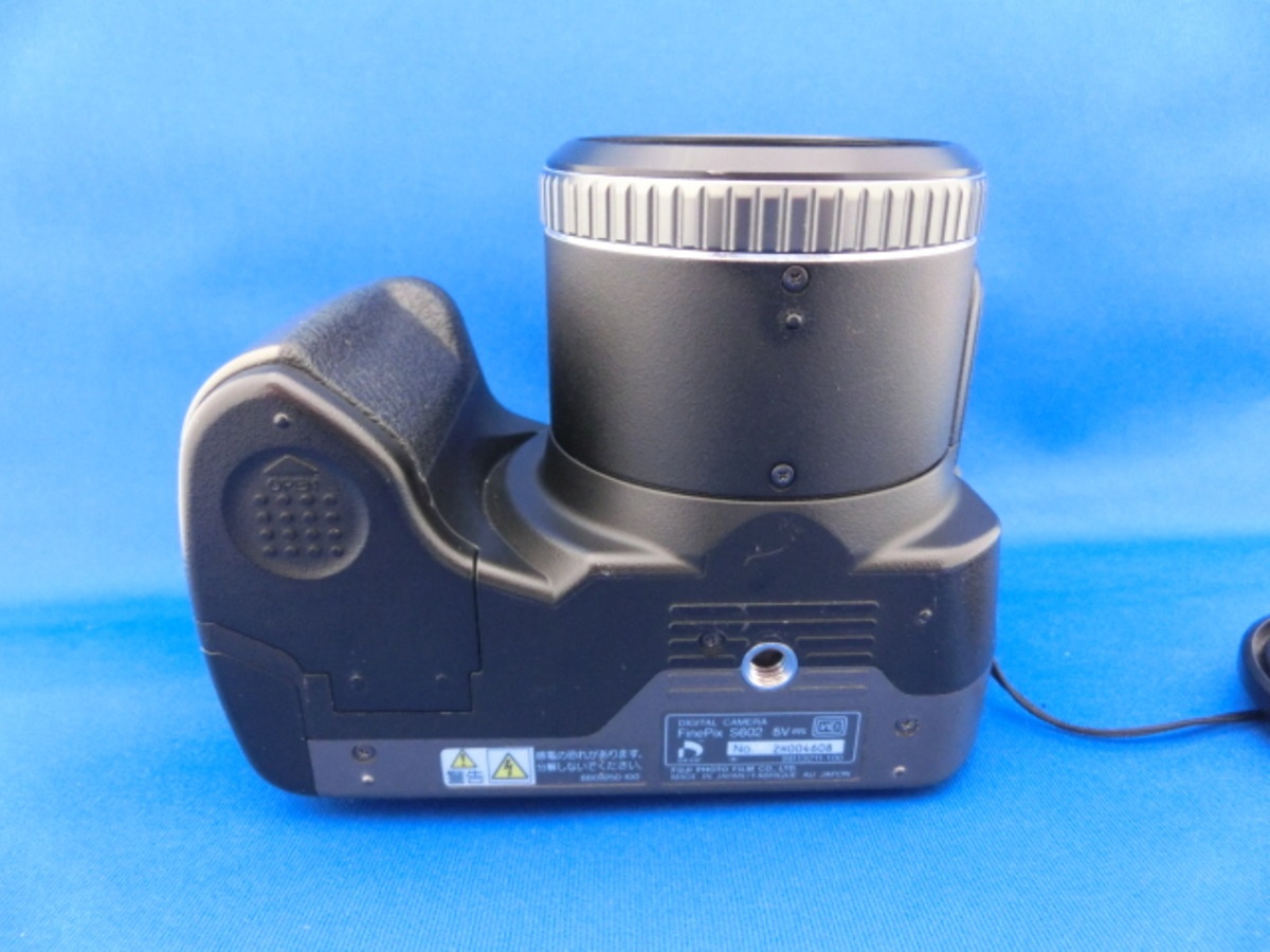 フジフイルム（FUJIFILM）FinePix S602【310万画素】