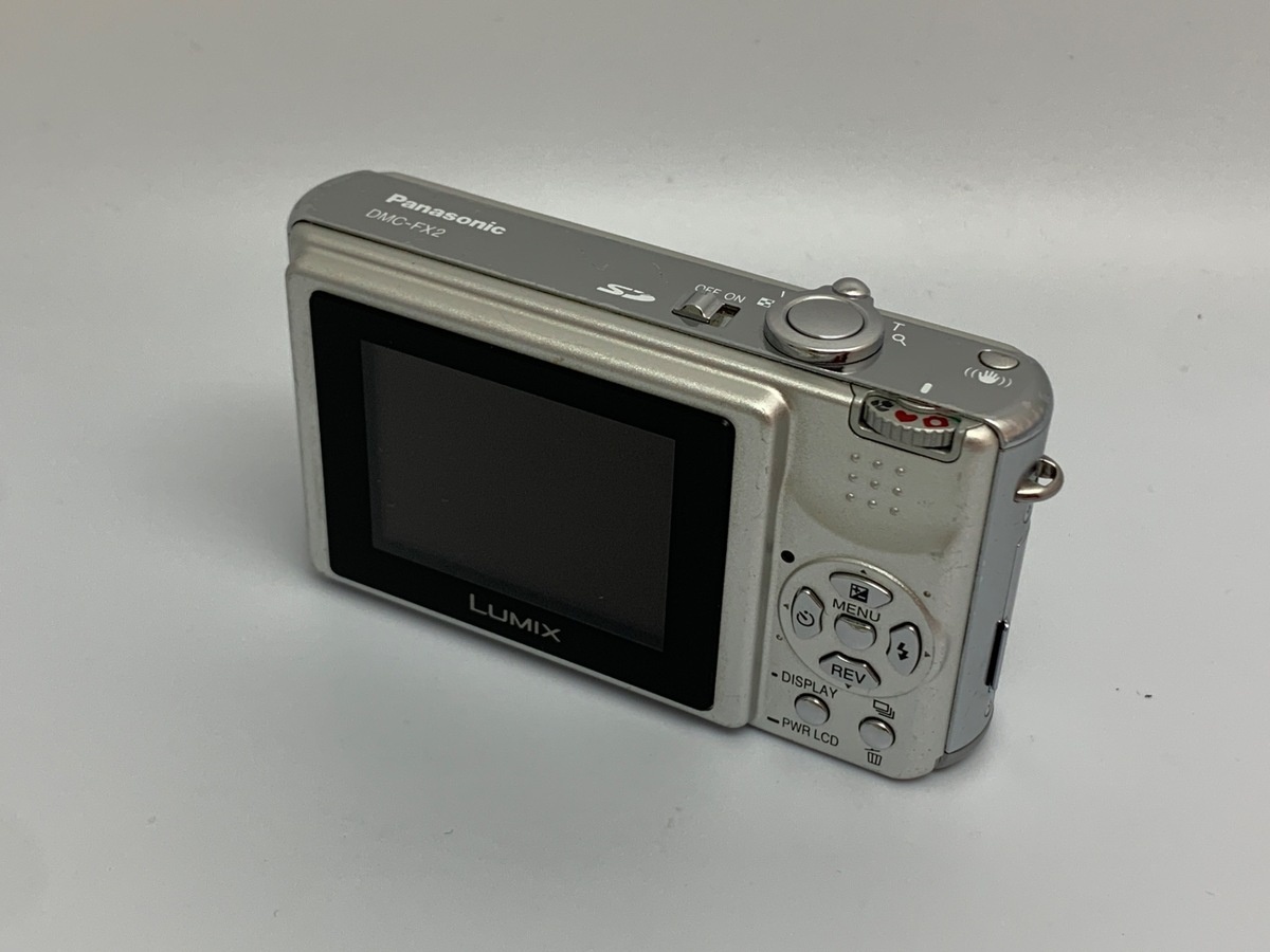 パナソニック（Panasonic）DMC-FX2【400万画素】