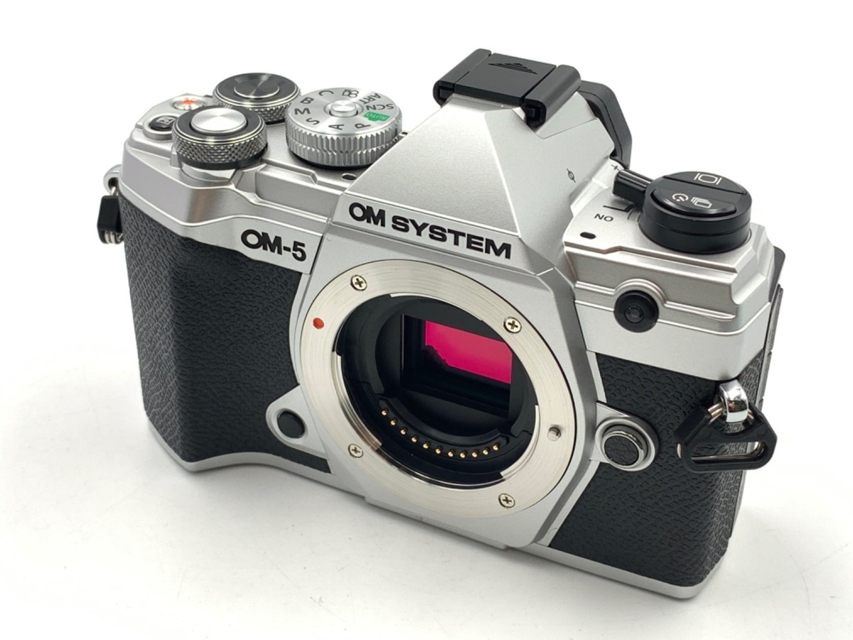 OM SYSTEM OM-5 ボディ シルバー