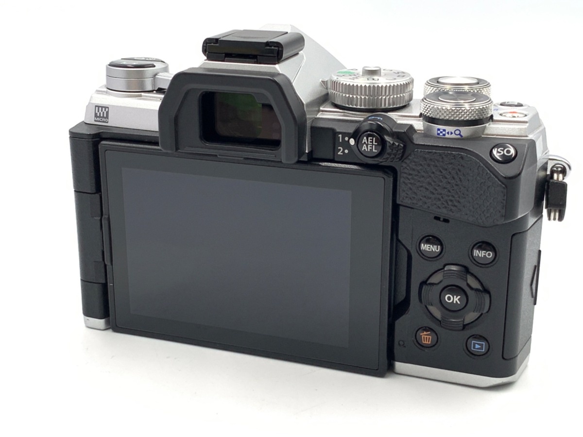 オリンパス OM-D E-M5 MarkIII ボディ シルバー