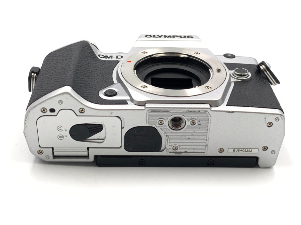 オリンパス OM-D E-M5 MarkIII ボディ シルバー