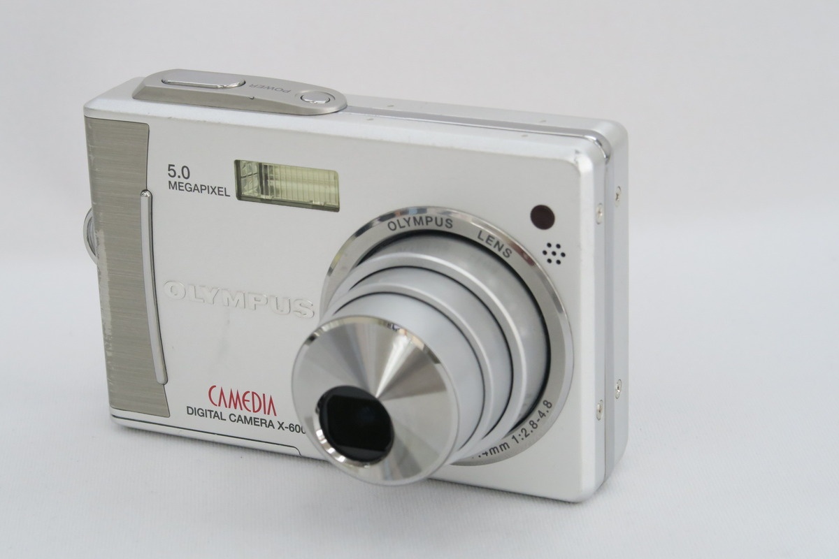 オリンパス CAMEDIA X-600【500万画素】