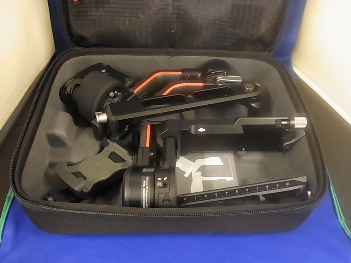 DJIジャパン RS 2 一眼レフ・ミラーレス用スタビライザー RS2CP1