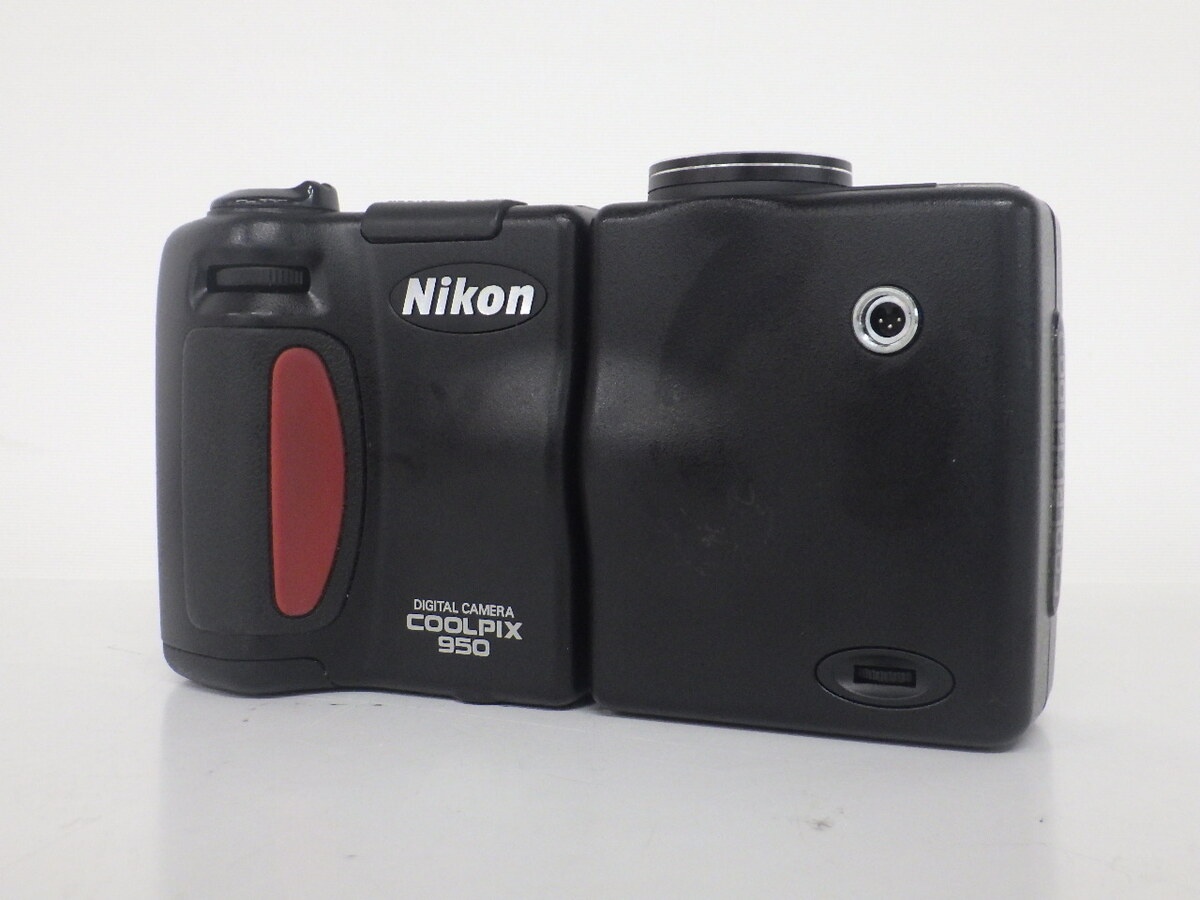 ニコン COOLPIX 950 (クールピクス950)