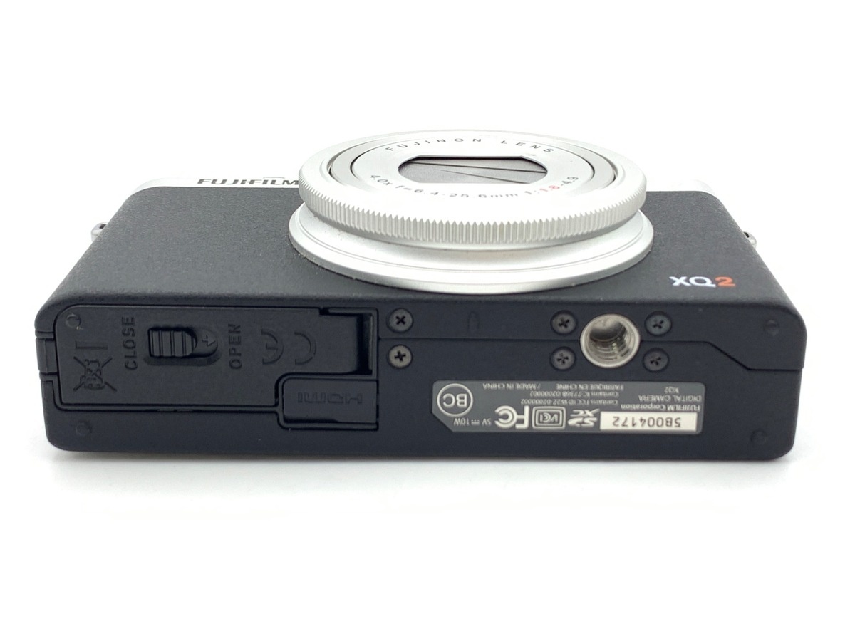 フジフイルム XQ2 シルバー