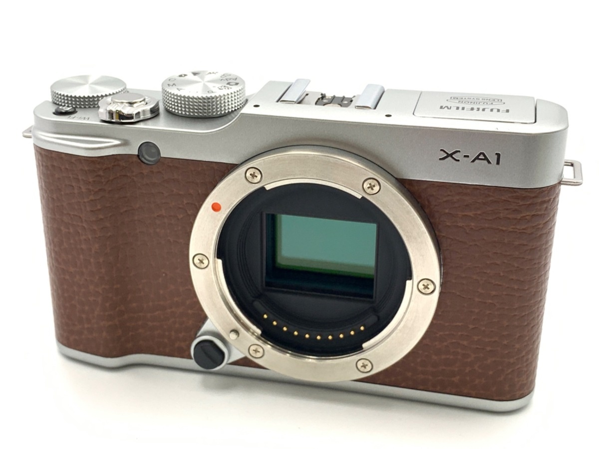 フジフイルム X-A1 ボディ ブラウン