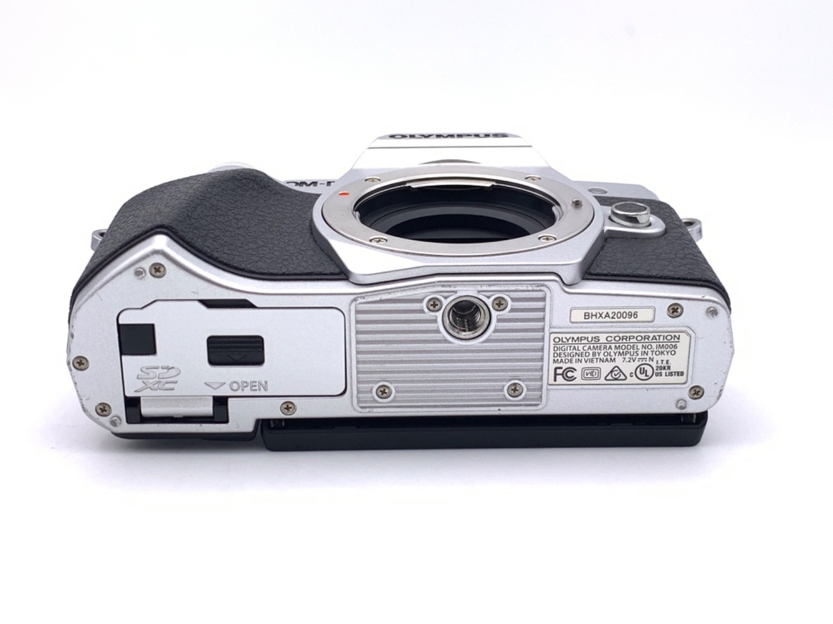 オリンパス OM-D E-M10 MarkIII ボディ シルバー