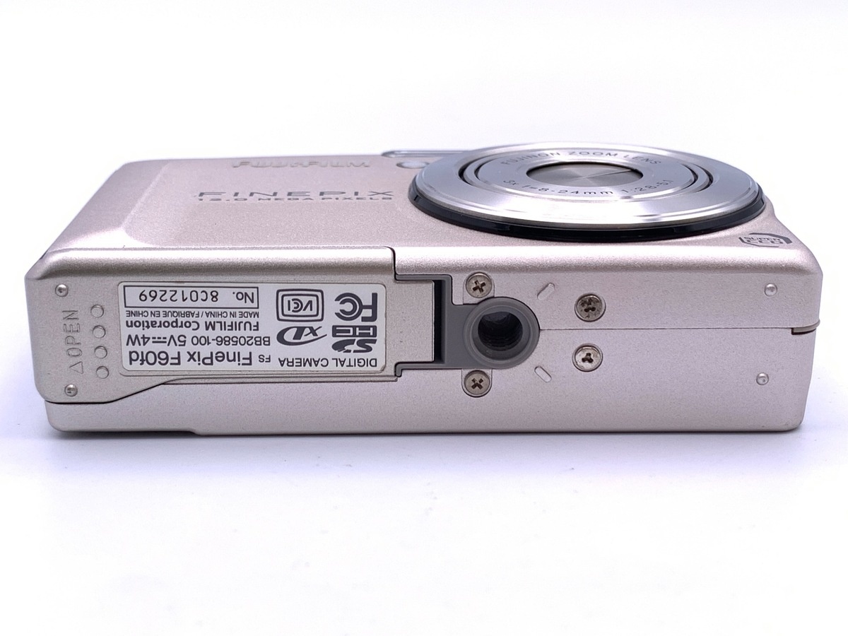 フジフイルム FinePix F60fd シルバー