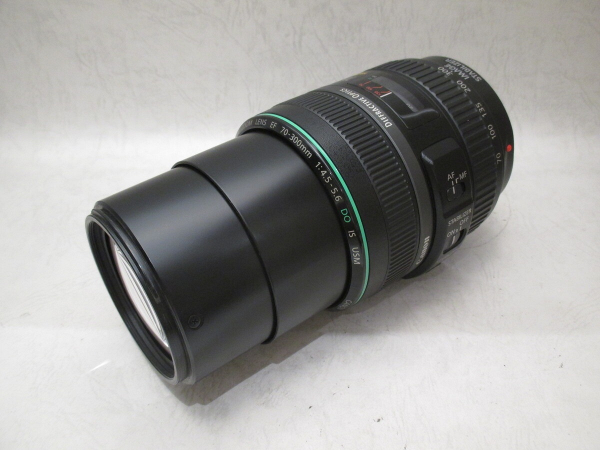 キヤノン EF70-300mm F4.5-5.6 DO IS USM