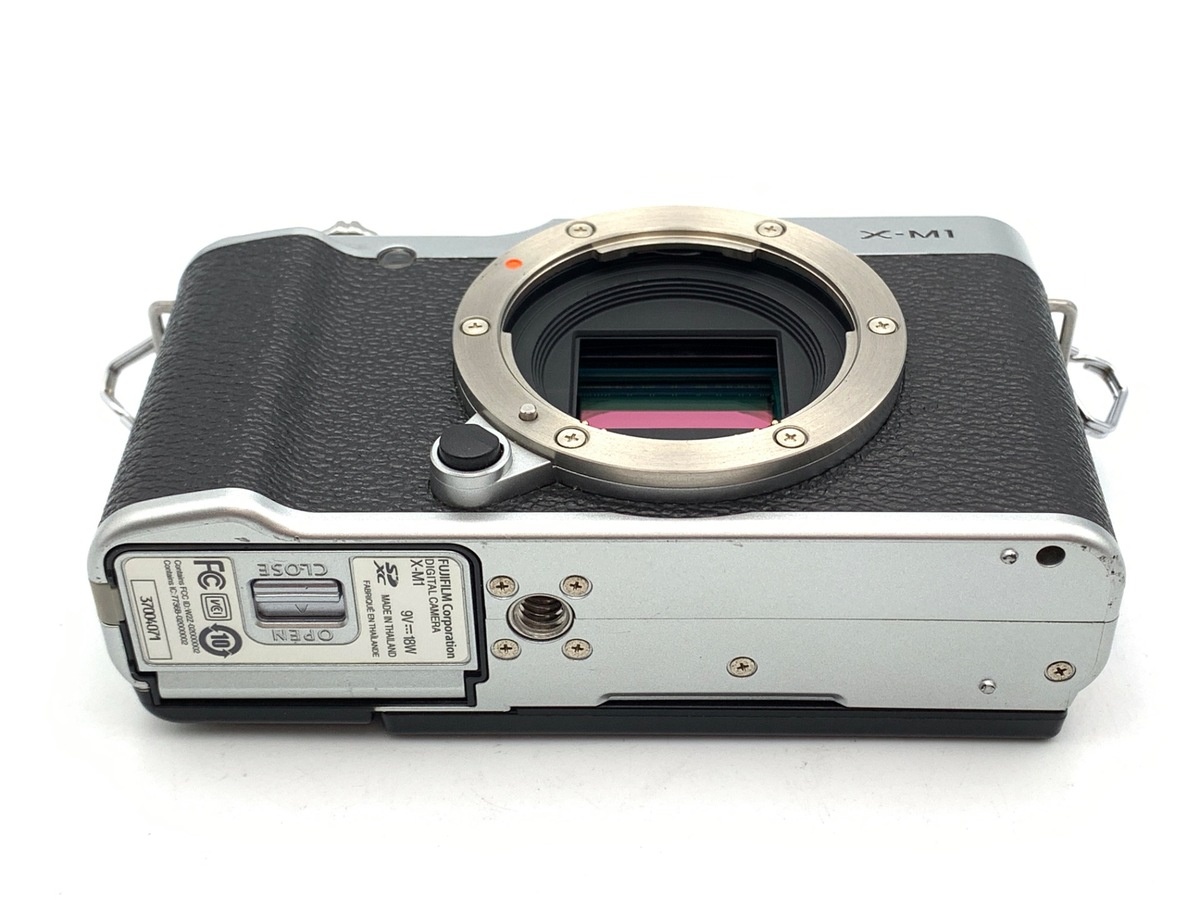 フジフイルム X-M1 ボディ シルバー