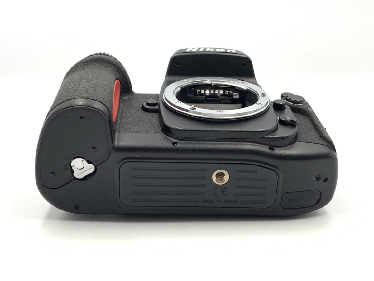 ニコン F100