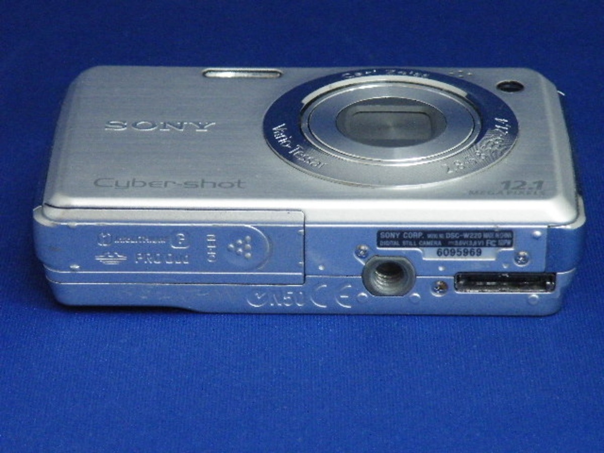 ソニー Cyber-shot DSC-W220 SC シルバー