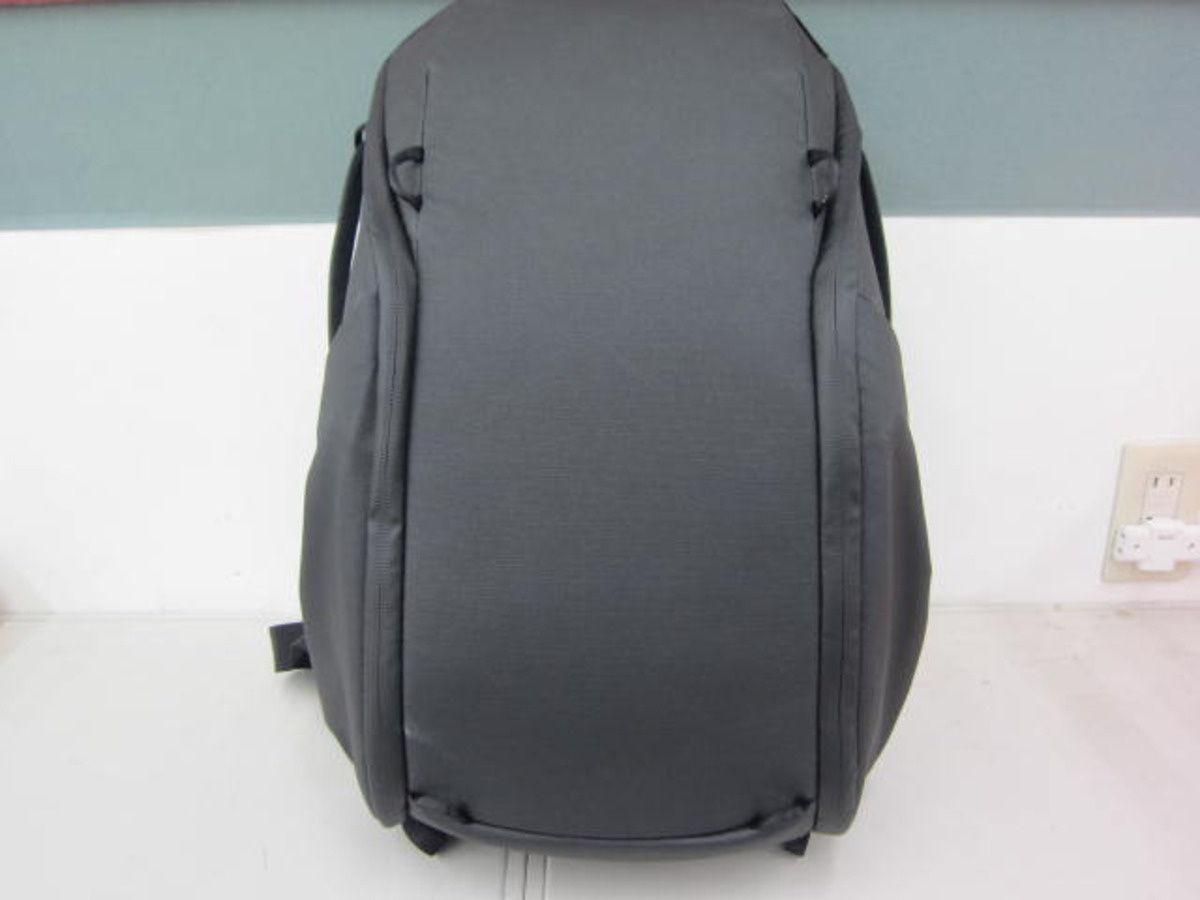 ピークデザイン BEDBZ-20-BK-2 エブリデイカメラバックパック ジップ 20L ブラック